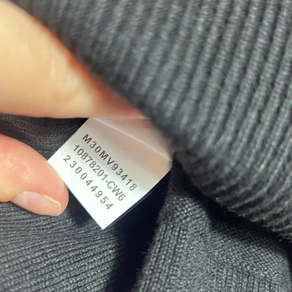 THE LIMITED Burgundy, Gray, and Black Geometric Sweater - Medium - NWT - Picture 10 of 10